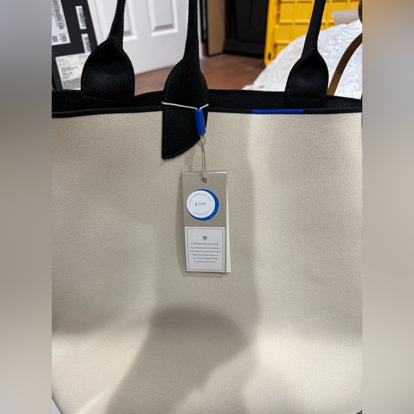 Rothy's Lightweight tote & The Wallet Wristlet in the Black Portobello Stripe - Picture 11 of 11